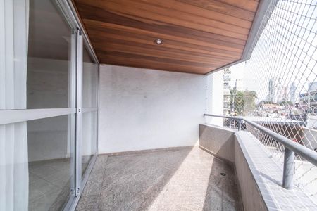 Apartamento para alugar com 112m², 3 quartos e 2 vagasVaranda