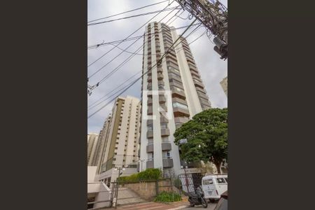 Apartamento para alugar com 112m², 3 quartos e 2 vagasFachada