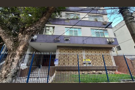 Apartamento à venda com 121m², 3 quartos e 2 vagasFachada