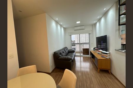 Apartamento à venda com 68m², 2 quartos e 1 vaga Apartamento à venda com 68m², 2 quartos e 1 vagaSala