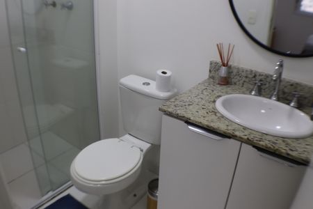 Apartamento à venda com 68m², 2 quartos e 1 vaga Apartamento à venda com 68m², 2 quartos e 1 vagaBanheiro da Suíte
