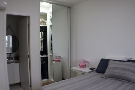 Apartamento à venda com 68m², 2 quartos e 1 vaga Apartamento à venda com 68m², 2 quartos e 1 vagaSuíte