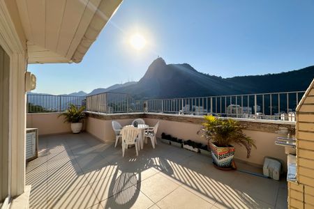 Apartamento para alugar com 230m², 3 quartos e 2 vagas Apartamento para alugar com 230m², 3 quartos e 2 vagasÁrea externa