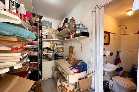 Apartamento para alugar com 230m², 3 quartos e 2 vagas Apartamento para alugar com 230m², 3 quartos e 2 vagasQuarto de Serviço