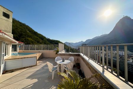 Apartamento para alugar com 230m², 3 quartos e 2 vagas Apartamento para alugar com 230m², 3 quartos e 2 vagasÁrea externa