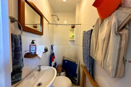 Apartamento para alugar com 230m², 3 quartos e 2 vagas Apartamento para alugar com 230m², 3 quartos e 2 vagasBanheiro de Serviço