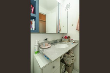 Apartamento à venda com 93m², 3 quartos e 2 vagasBanheiro Social