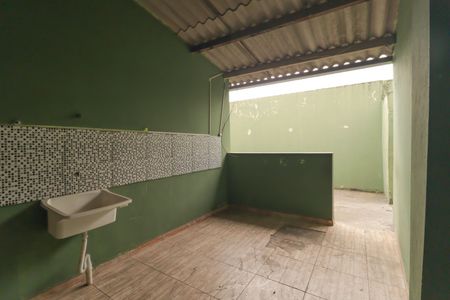 Casa à venda com 200m², 3 quartos e 2 vagas Casa à venda com 200m², 3 quartos e 2 vagasÁrea de Serviço