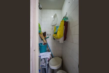 Apartamento à venda com 60m², 2 quartos e sem vagaBanheiro de Serviço