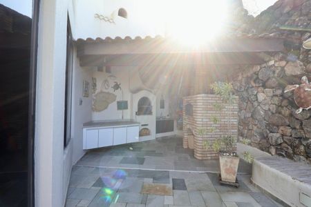 Apartamento para alugar com 400m², 4 quartos e 3 vagas Apartamento para alugar com 400m², 4 quartos e 3 vagasVaranda