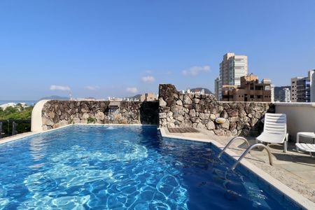 Apartamento para alugar com 400m², 4 quartos e 3 vagas Apartamento para alugar com 400m², 4 quartos e 3 vagasVaranda