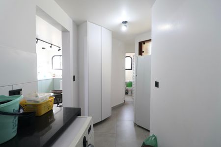Apartamento para alugar com 400m², 4 quartos e 3 vagas Apartamento para alugar com 400m², 4 quartos e 3 vagasÁrea de Serviço