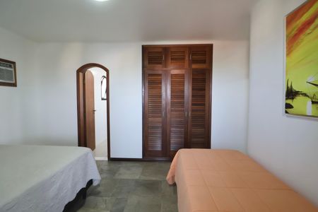 Apartamento para alugar com 400m², 4 quartos e 3 vagas Apartamento para alugar com 400m², 4 quartos e 3 vagasQuarto Suíte