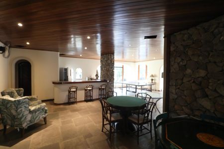 Apartamento para alugar com 400m², 4 quartos e 3 vagas Apartamento para alugar com 400m², 4 quartos e 3 vagasÁrea comum - Salão de festas