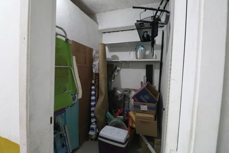 Apartamento para alugar com 400m², 4 quartos e 3 vagas Apartamento para alugar com 400m², 4 quartos e 3 vagasÁrea comum - Depósito