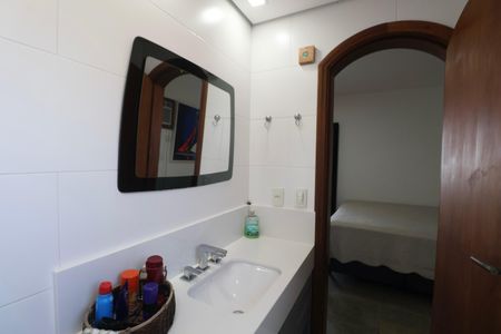 Apartamento para alugar com 400m², 4 quartos e 3 vagas Apartamento para alugar com 400m², 4 quartos e 3 vagasBanheiro Suíte