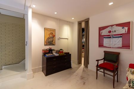 Apartamento para alugar com 109m², 2 quartos e 3 vagas Apartamento para alugar com 109m², 2 quartos e 3 vagasSuíte 1