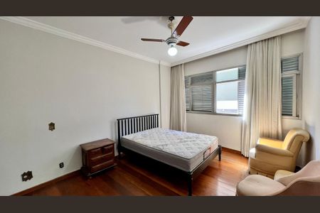 Apartamento à venda com 320m², 4 quartos e 3 vagas Apartamento à venda com 320m², 4 quartos e 3 vagasSuíte