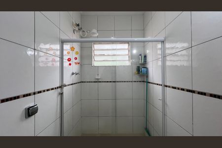 Casa à venda com 124m², 2 quartos e 1 vagaBanheiro