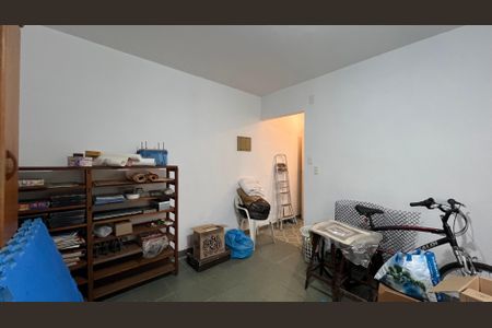 Casa à venda com 124m², 2 quartos e 1 vagaEdícula