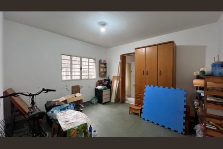 Casa à venda com 124m², 2 quartos e 1 vagaEdícula