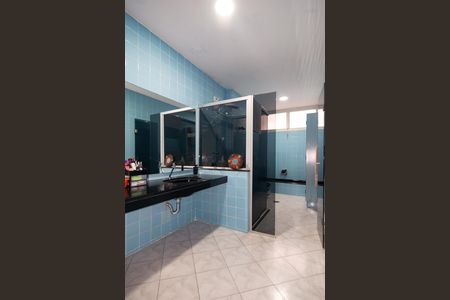 Apartamento à venda com 250m², 3 quartos e 1 vagaBanheiro da Suíte