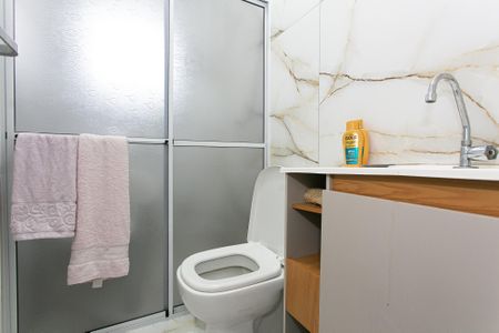 Casa à venda com 300m², 3 quartos e 2 vagasBanheiro da Suíte