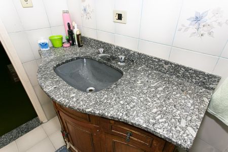 Casa à venda com 300m², 3 quartos e 2 vagasBanheiro Social