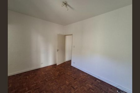Casa à venda com 120m², 3 quartos e 1 vagaFoto 01