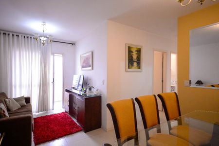 Apartamento à venda com 65m², 2 quartos e 1 vaga Apartamento à venda com 65m², 2 quartos e 1 vagaSala