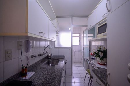 Apartamento à venda com 65m², 2 quartos e 1 vaga Apartamento à venda com 65m², 2 quartos e 1 vagaCozinha/Área de Serviço