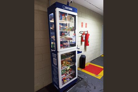 Apartamento à venda com 43m², 2 quartos e 1 vaga Apartamento à venda com 43m², 2 quartos e 1 vagaFarmácia