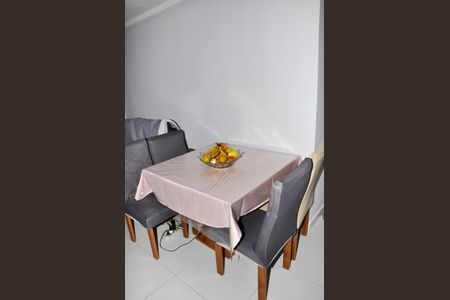 Apartamento à venda com 43m², 2 quartos e 1 vaga Apartamento à venda com 43m², 2 quartos e 1 vagaSala