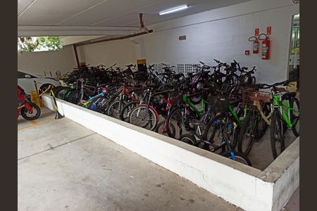 Apartamento à venda com 43m², 2 quartos e 1 vaga Apartamento à venda com 43m², 2 quartos e 1 vagaBicicletário