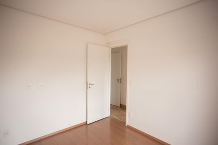 Apartamento à venda com 84m², 3 quartos e 2 vagasQuarto 2
