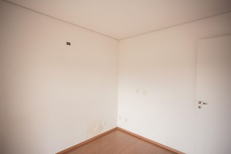 Apartamento à venda com 84m², 3 quartos e 2 vagasQuarto 2