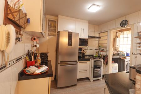 Casa de condomínio à venda com 130m², 3 quartos e 2 vagasCozinha e Área de Serviço