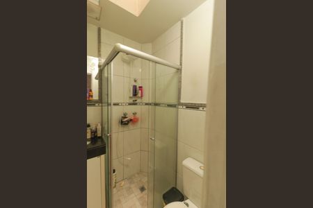 Casa de condomínio à venda com 130m², 3 quartos e 2 vagasBanheiro