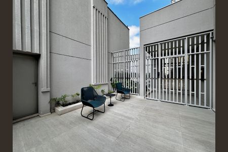 Studio à venda com 33m², 1 quarto e sem vaga Studio à venda com 33m², 1 quarto e sem vagaEntrada