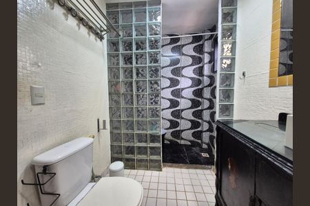 Studio para alugar com 55m², 3 quartos e sem vaga Studio para alugar com 55m², 3 quartos e sem vagaBanheiro 1