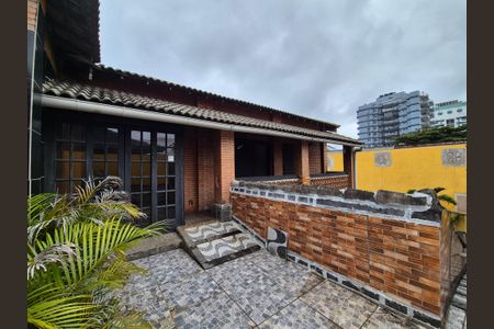 Studio para alugar com 55m², 3 quartos e sem vaga Studio para alugar com 55m², 3 quartos e sem vagaEntrada