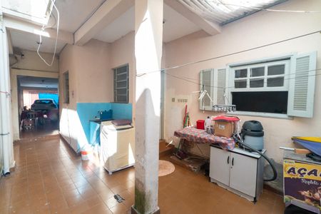 Casa à venda com 250m², 3 quartos e 2 vagasÁrea Externa