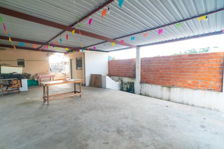 Casa à venda com 250m², 3 quartos e 2 vagasEdícula