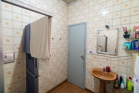 Casa à venda com 250m², 3 quartos e 2 vagasBanheiro