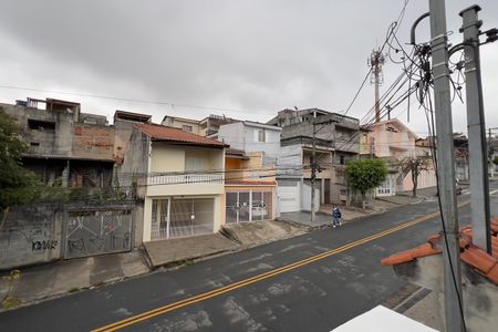 Casa para alugar com 75m², 2 quartos e 1 vaga Casa para alugar com 75m², 2 quartos e 1 vagaÁrea externa - Vista