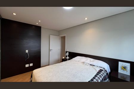 Apartamento à venda com 140m², 3 quartos e 2 vagasSuite