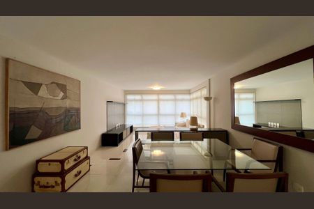 Apartamento à venda com 140m², 3 quartos e 2 vagasSala