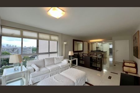 Apartamento à venda com 140m², 3 quartos e 2 vagasSala