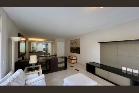 Apartamento à venda com 140m², 3 quartos e 2 vagasSala