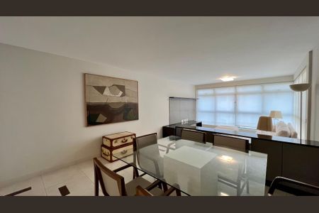 Apartamento à venda com 140m², 3 quartos e 2 vagasSala